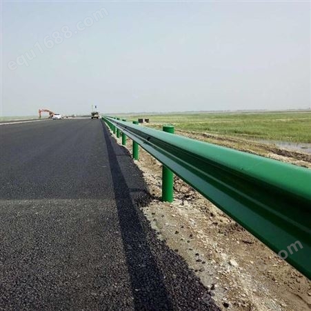 深圳城市道路防撞波形护栏 立交桥波形护栏 世腾厂家生产供应