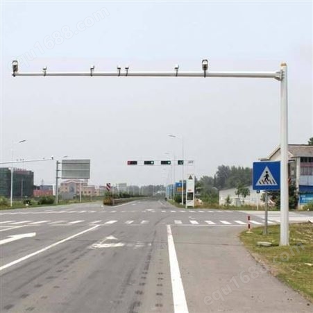 交通监控杆体 立柱长度5-6m 锦昊牌生产批发