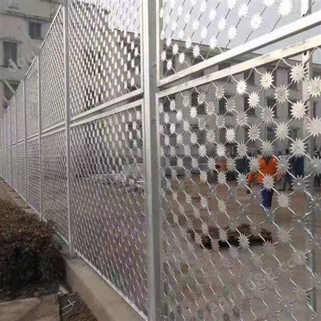 机场护栏网 机场中间的护栏 刺网护栏的报价