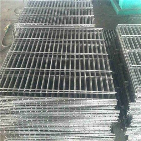 产品强度大 煤矿焊接网片 明川出售 公路用网