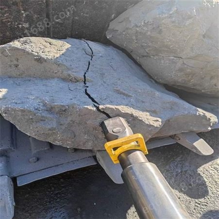挖孔桩石头分裂机器愚公斧  碰到岩石开采设备  修路遇岩石